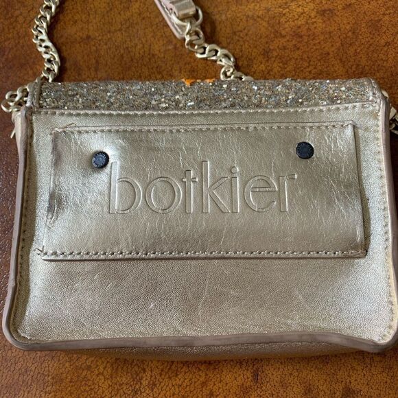 Botkier VIVI CONVERTIBLE BELT BAG - Picture 4 of 8